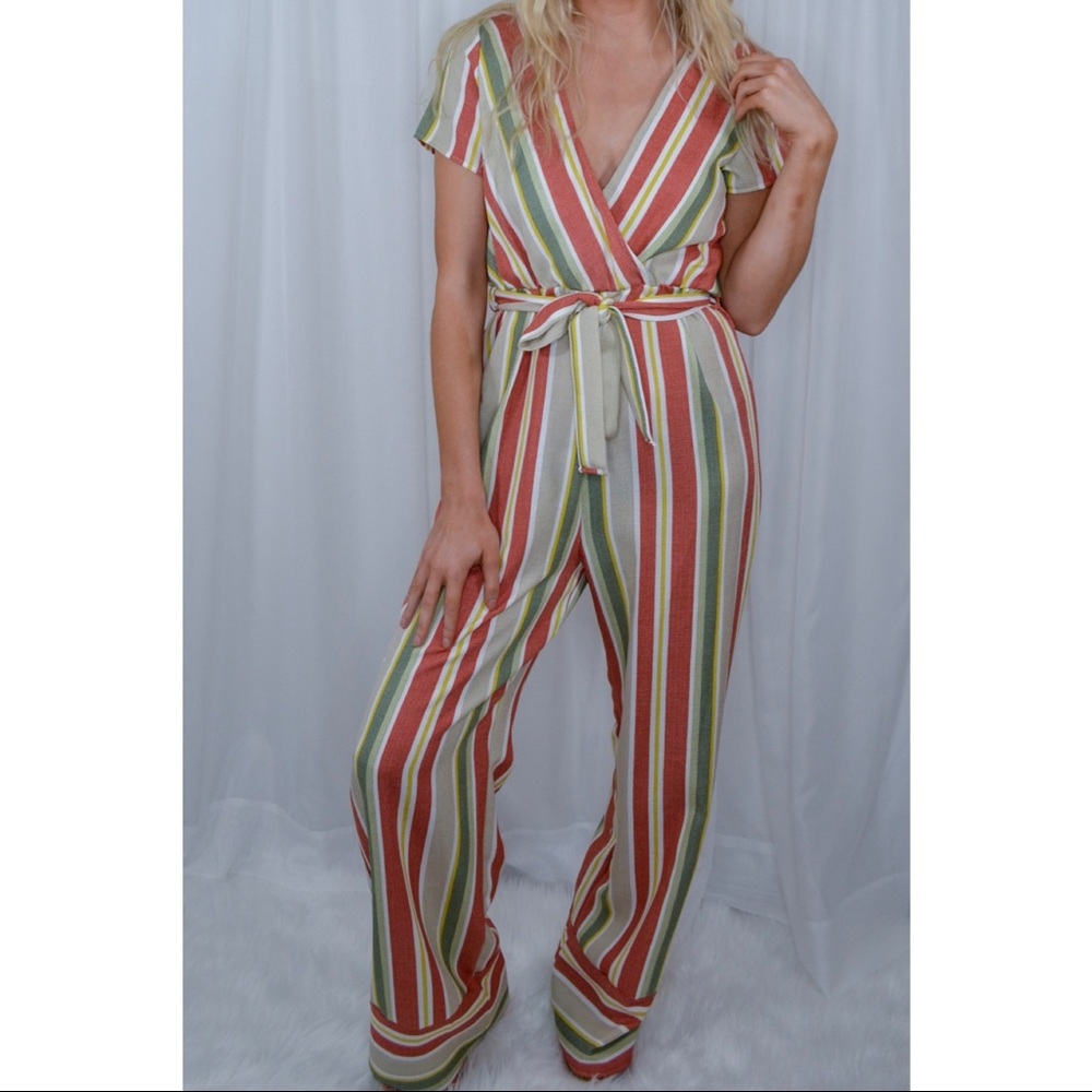 💕NEW💕 Stripped Jumpsuit